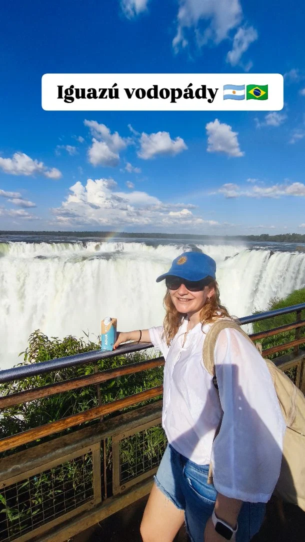 💦 Predstavte si miesto, kde sa pred vami rúti toľko vody, že ju ani nedokážete obsiahnuť pohľadom.

To sú Iguazú. 

Nie náhodou patria medzi 7 nových divov prírody. Každý krok odhaľuje nový pohľad, vodopád  a nový dôvod povedať: „Wow.“

A toto je len jedna zo zastávok na našom zájazde Brazília, Argentína & Patagónia. ❤️

#alpacatravelsk #zajazdsnov
#cestujsnami #vodopadyiguazu